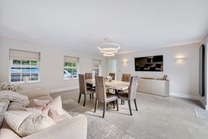 Photo 15- click for photo gallery